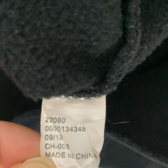 Boxlunch Spongebob Squarepants Rainbow Sweatshirt Women's Size S - Picture 6 of 6